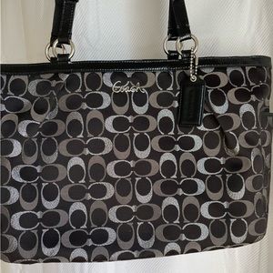 Beautiful coach purse. Gently used, just never carry a purse anymore.